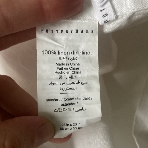 (2) Pottery Barn 100% Linen Standard Shams - Picture 3 of 3